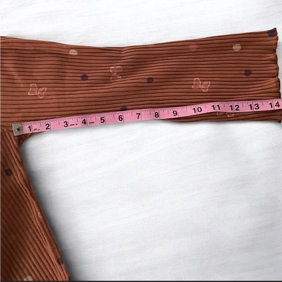 Disney Minnie Sweatshirt and Brown Pants Set - Picture 7 of 10